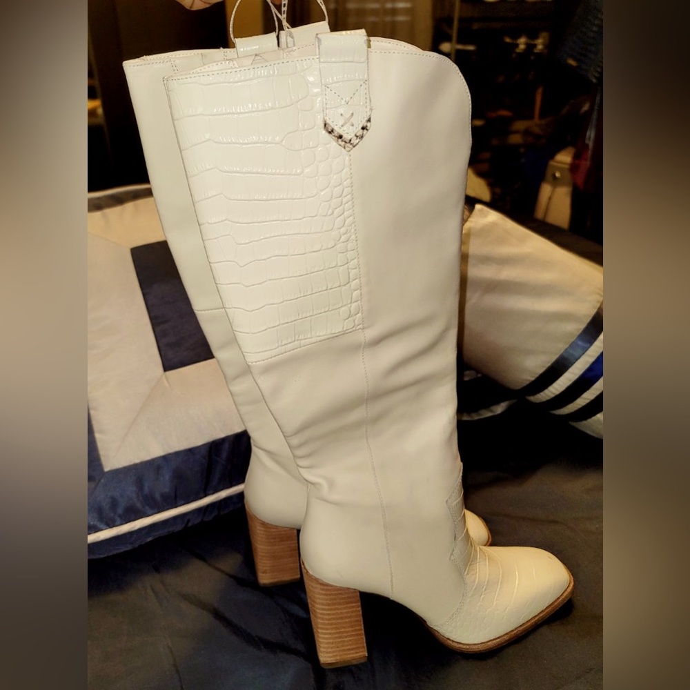 Western Gibson Latimer heeled boots